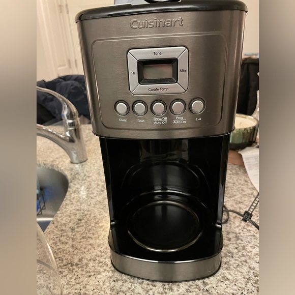 LIKE NEW CUISINART 14 Cups - Picture 3 of 6